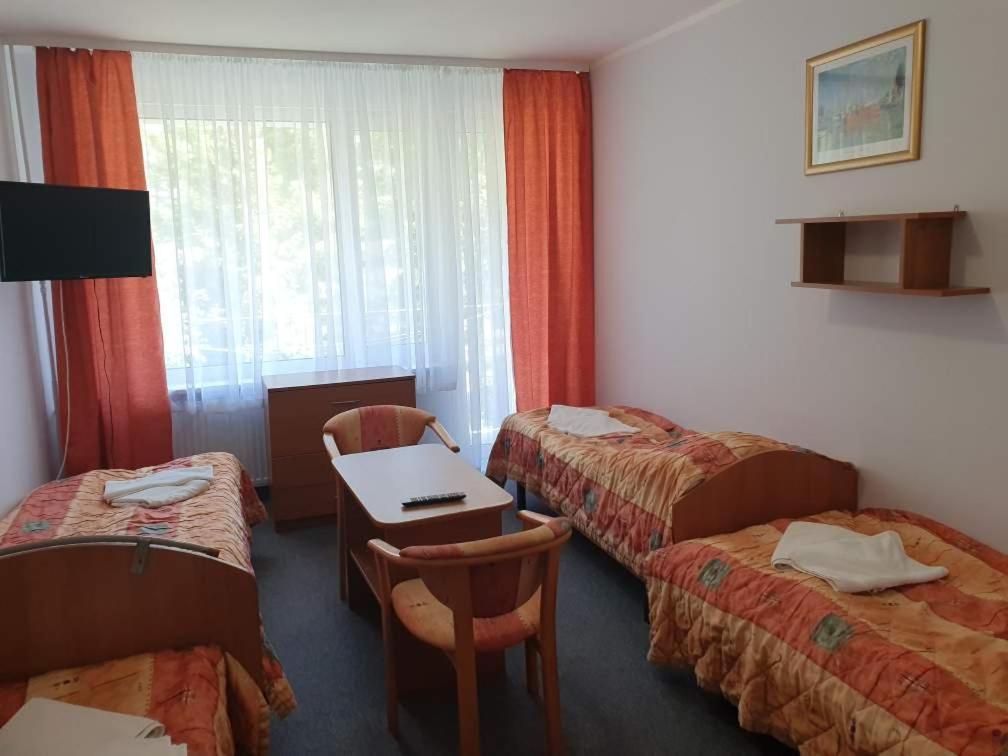 Osrodek Wczasowy Wrzos Łukęcin Exterior foto